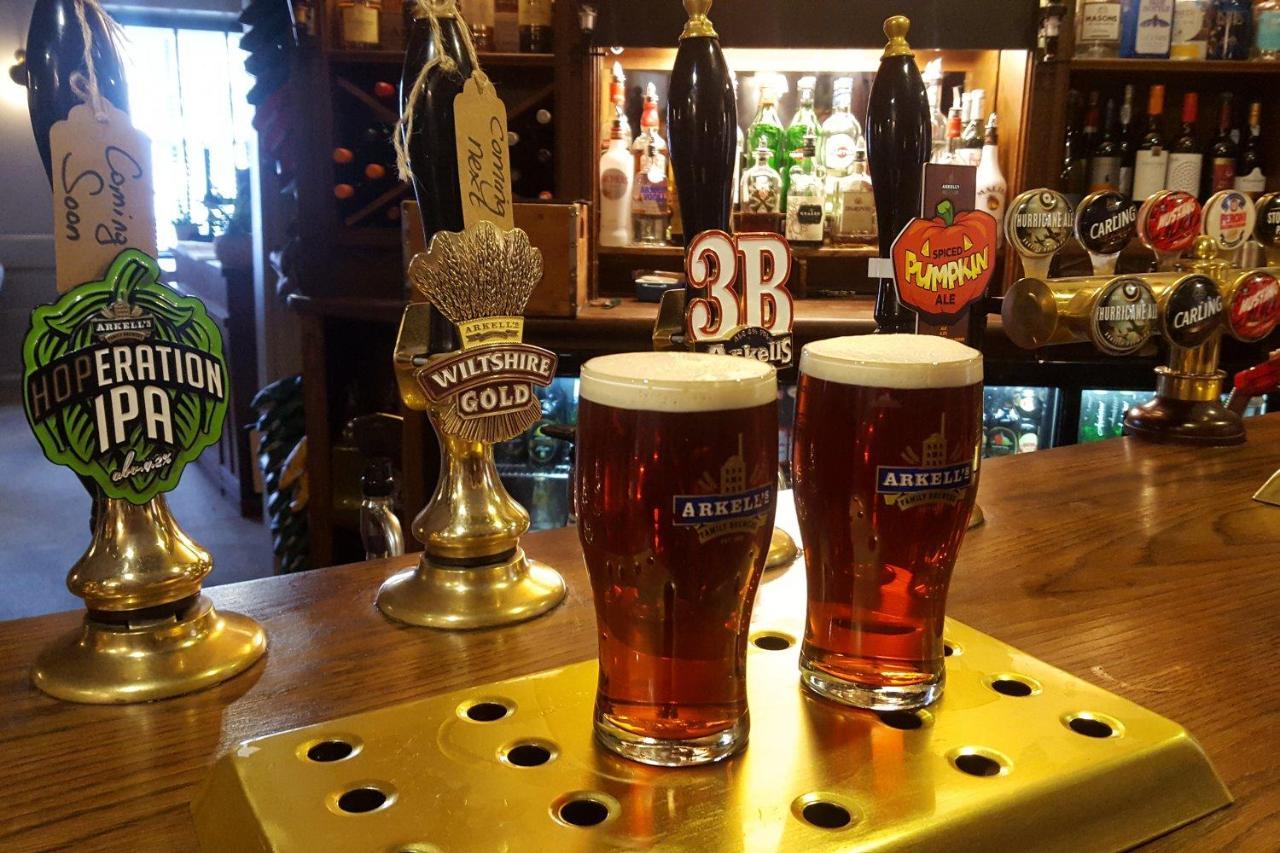 מלון רויאל וולטון באסט The Angel In Wootton Bassett מראה חיצוני תמונה